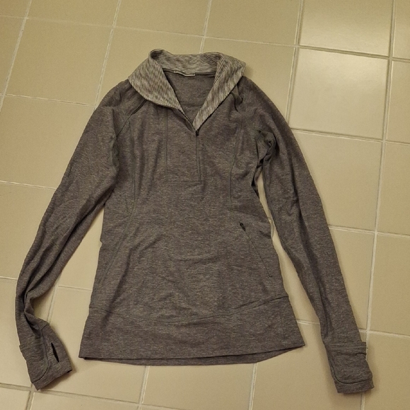 Lululemon Pullover - Picture 1 of 6